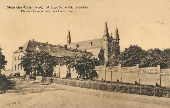 1930 St Constance depuis la route, le clocheton a été réduit.