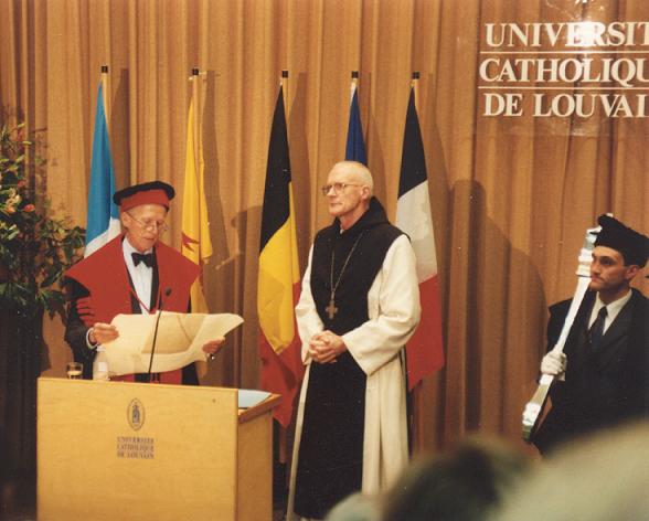 Dom Andre Louf docteur Honoris Causa de l'université de Louvain, 1994