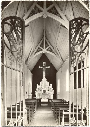 Chapelle de la Passion agrandie, Intérieur avec le nouvel autel.