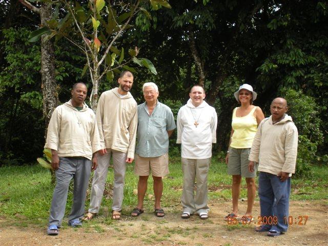 Visite de Dom Guillaume à la préfondation des Seychelles